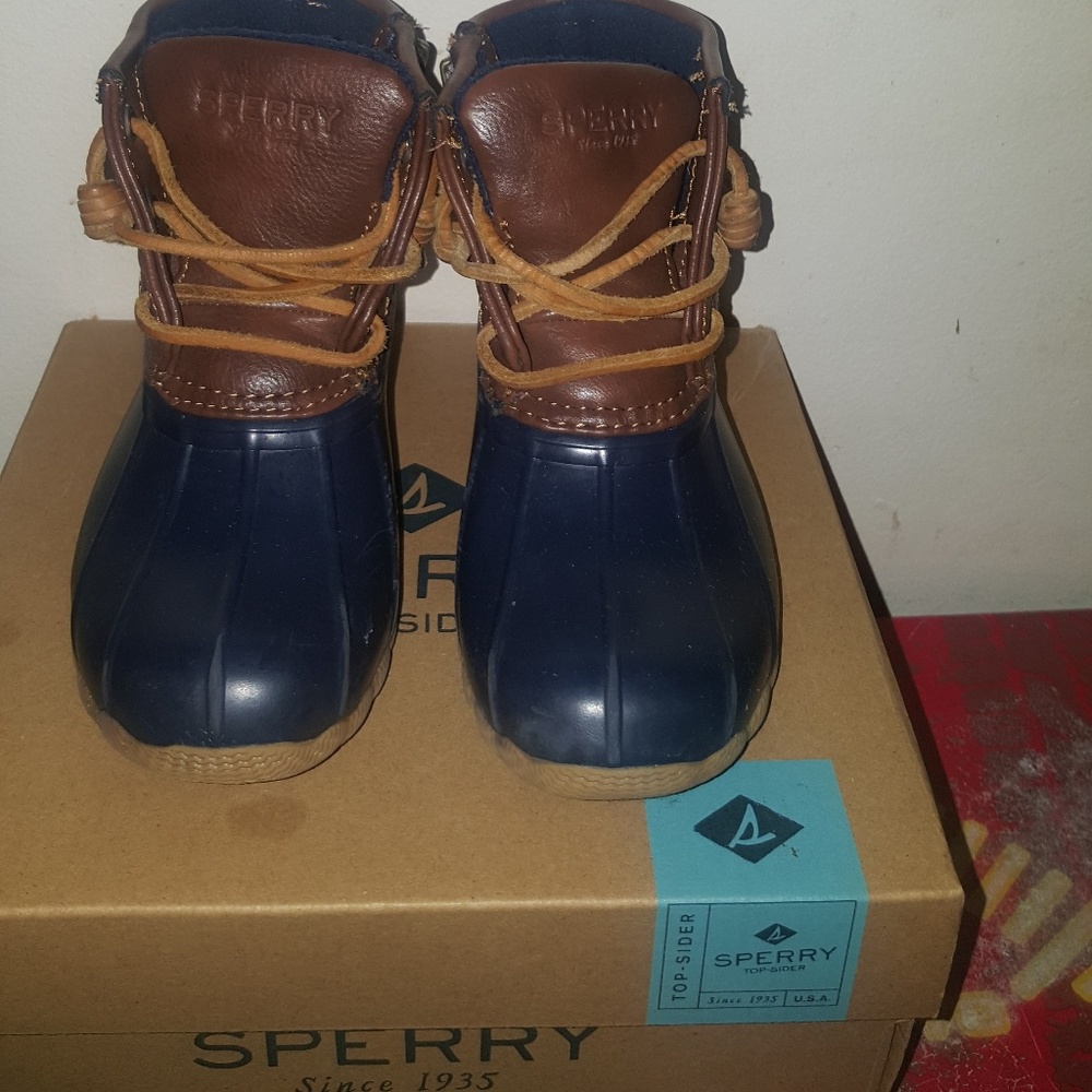 Kid Sperry duck boy boots